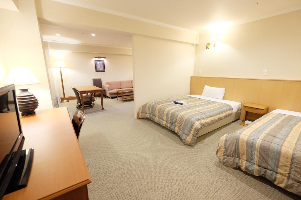 Station Hotel Au Цу Экстерьер фото
